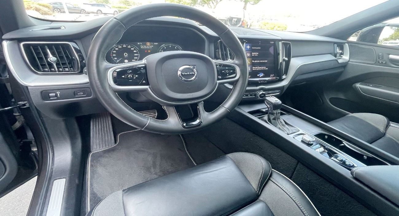 فولفو XC 60 Momentum 2.0L AWD