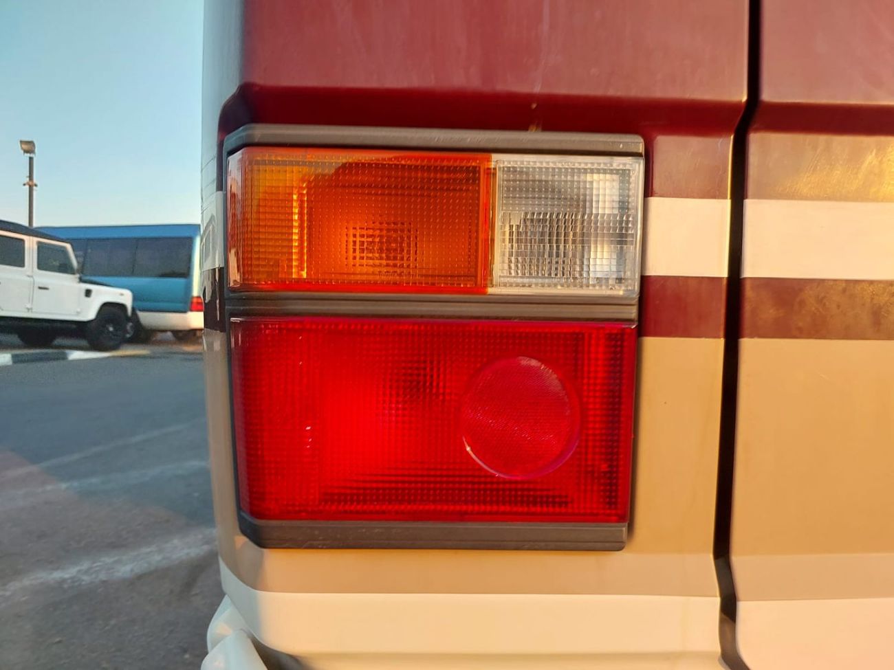 Toyota Coaster TOYOTA COASTER BUS RHD 1991 MODEL 3.7 L DIESEL AUTOMATIC(PM00331)