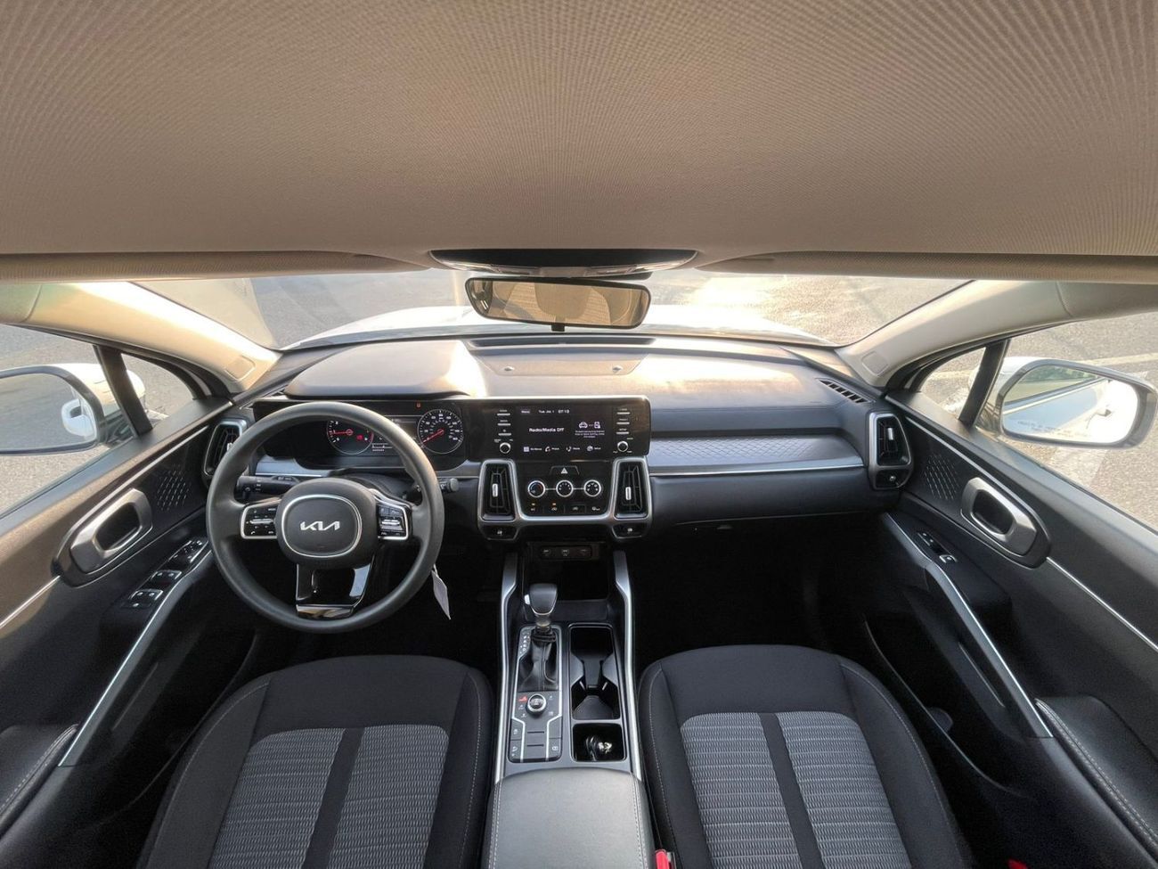 Kia Sorento 2022 Kia Sorento 2.5L V4 MidOption+ 7 Seater - AWD 4x4 - Family Car - Multi Drive Mode -