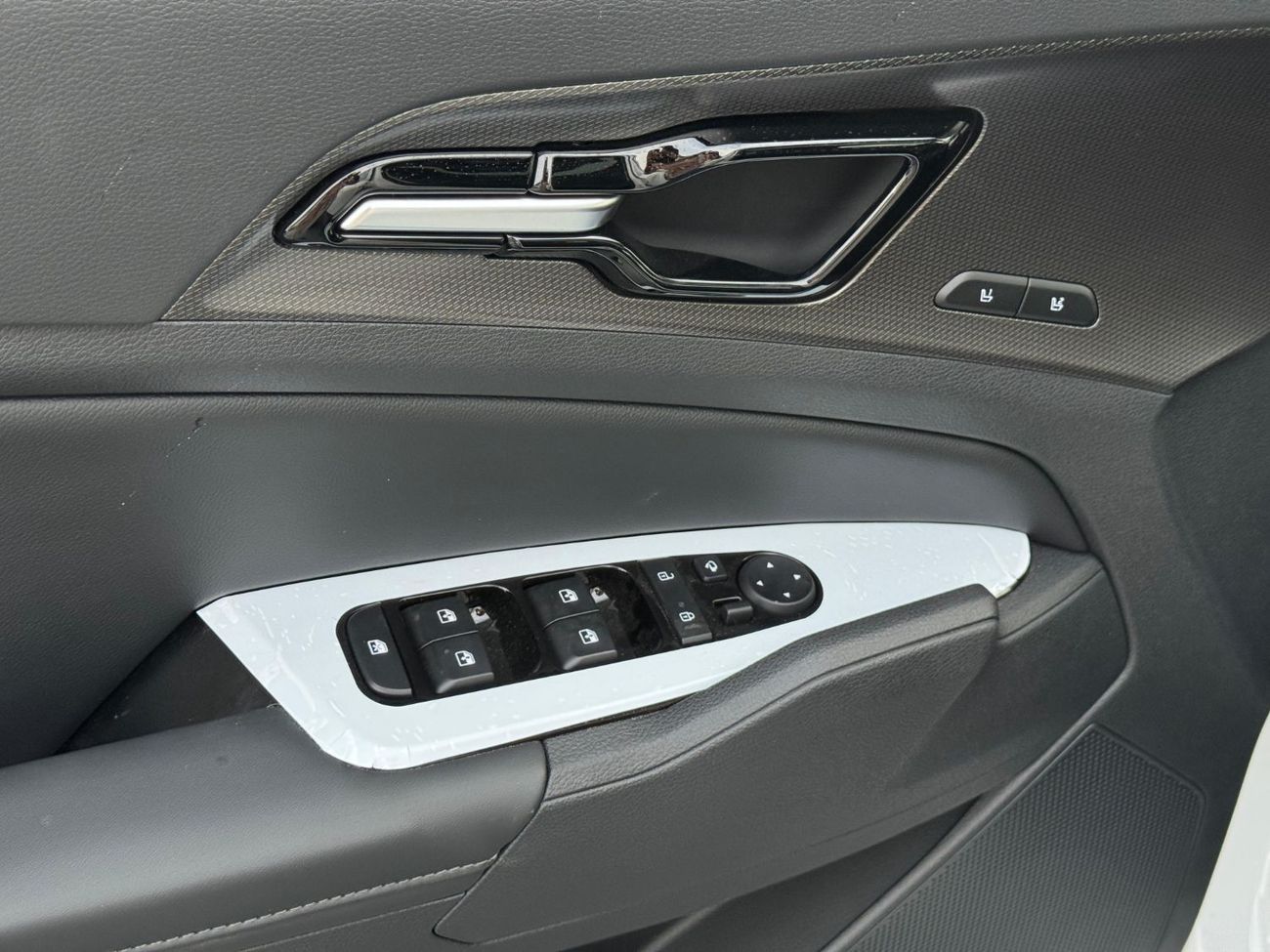 كيا سبورتيج 2.0L Petrol Turbo 4WD 2025 Export Price @ 90,000 AED