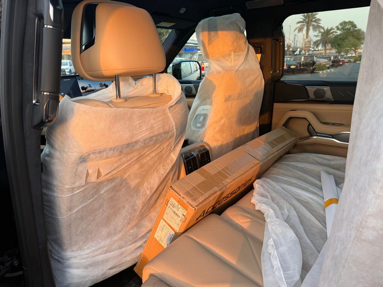 BYD Leopard 8 Smart and Brave Flagship Edition (7 Seats)