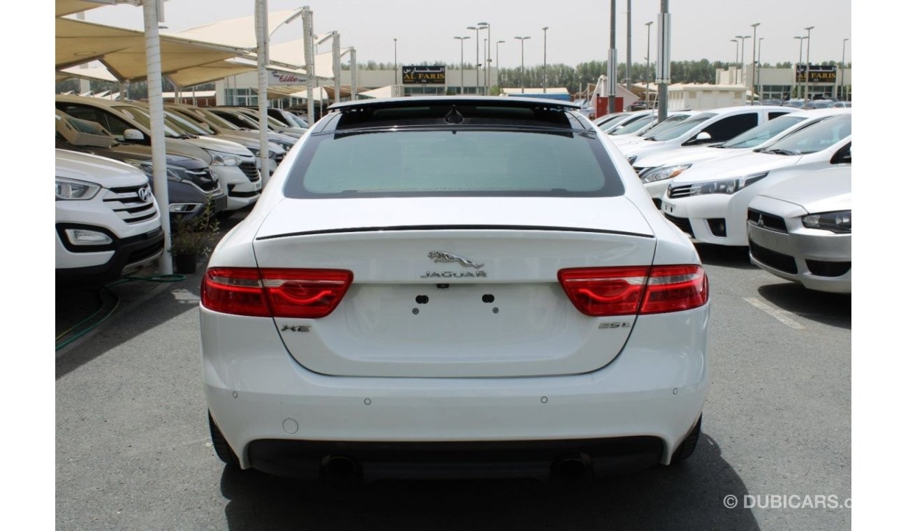 Jaguar XE R - SPORT - GCC - 2 KEYS - FULL OPTION - ACCIDENTS FREE - CAR IS IN PERFECT CONDITION INSIDE OUT