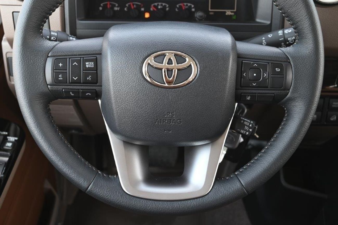 تويوتا لاند كروزر 70 2025 TOYOTA LAND CRUISER 76 HARDTOP LX-Z V6 4.0L 4WD 5-SEATER AT-40TH ANNIVERSARY