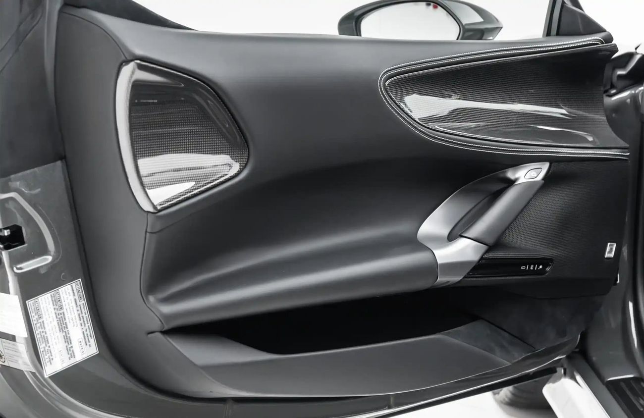 Ferrari SF90 Spider 4.0L V8 Twin-Turbocharged Engine + eMotor