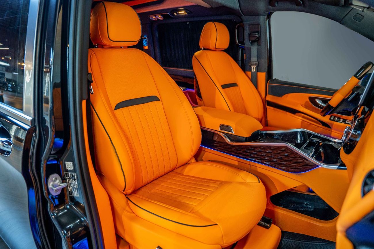 مرسيدس بنز V 250 VIP Luxury Interior | Reclining Seats, Sofa Bed  Ambient Lighting