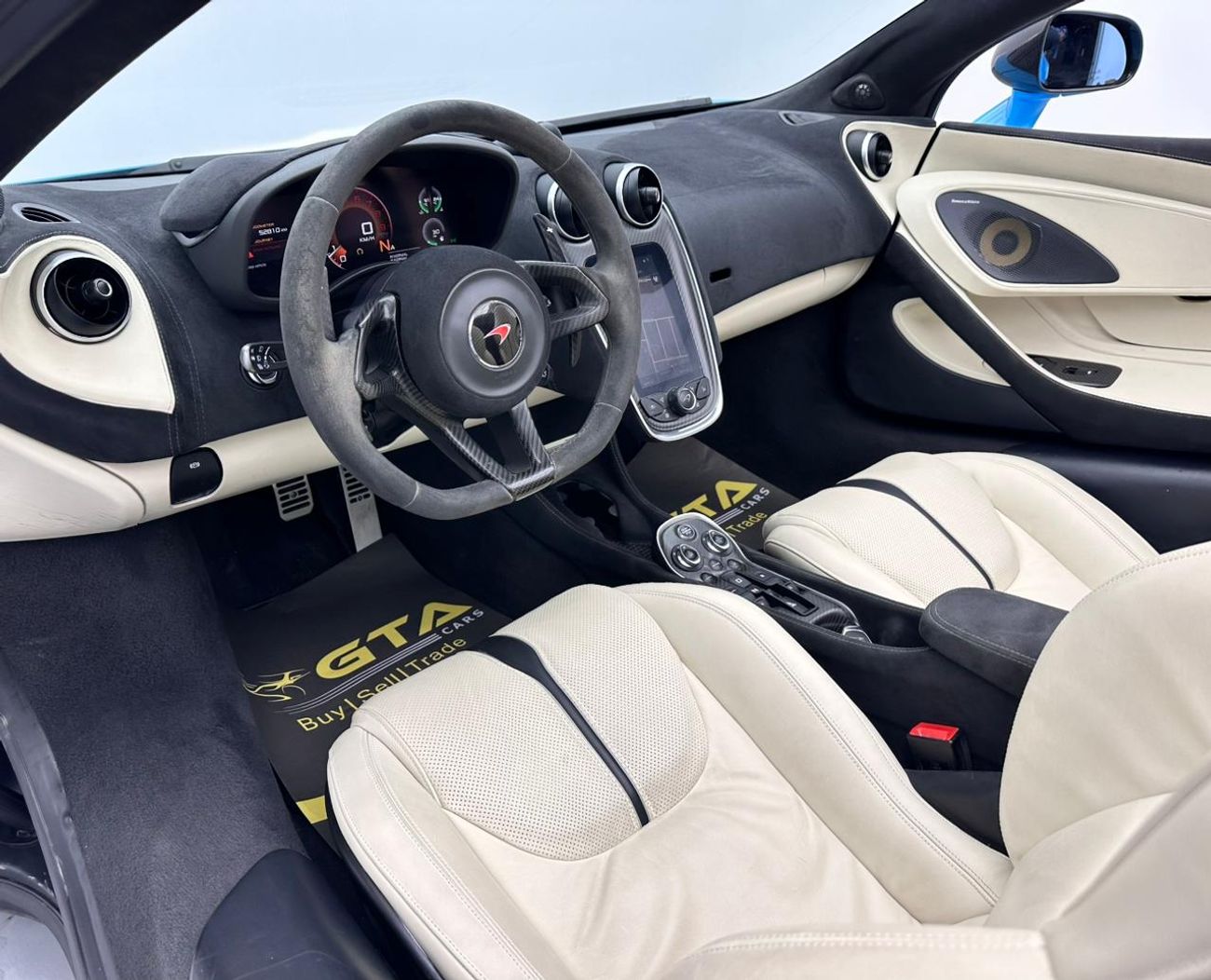 McLaren 570S 2018 McLaren 570s Spider, 3.8TC V8 RWD, 562bhp 600Nm Torque, 7 Speed Dual-Clutch Auto Gearbox.