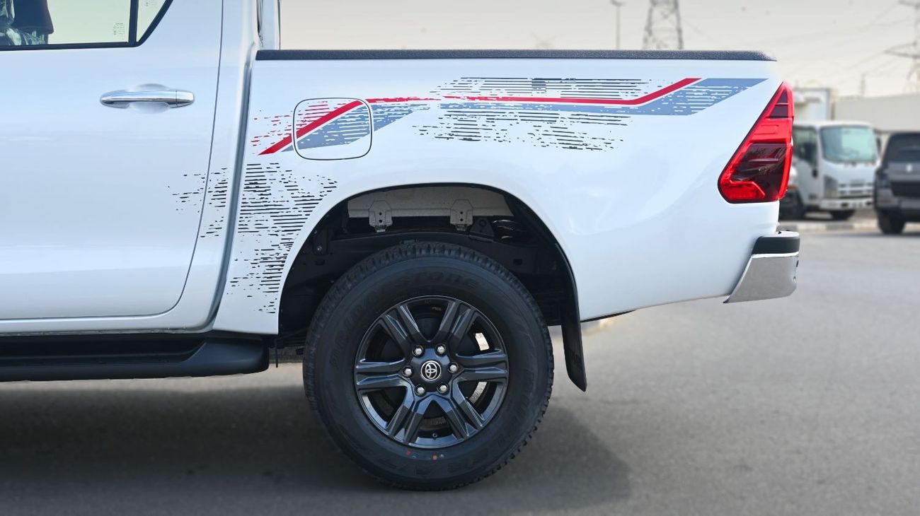 تويوتا هيلوكس تويوتا هيلوكس TOYOTA HILUX 4.0L V6 PETROL DC AT 2025
