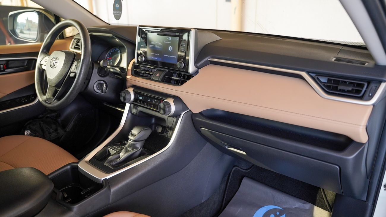 تويوتا راف ٤ 2.5L (2WD) EX