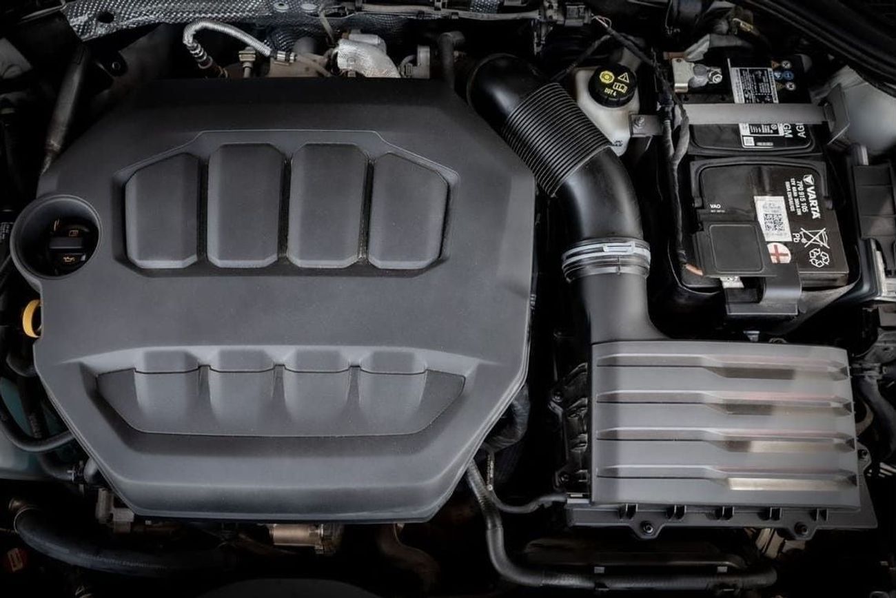 Volkswagen Golf R Volkswagen Golf R 2023 GCC under Agency Warranty and Service Contract with Flexible Down-Payment.