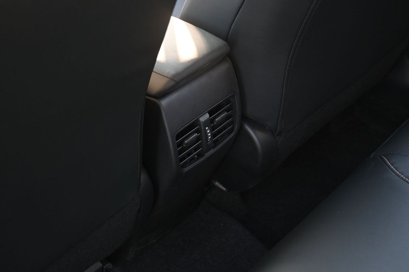 Toyota Corolla Cross Toyota Corolla Cross New Shape 2.0L Hybrid, FWD Model 2025