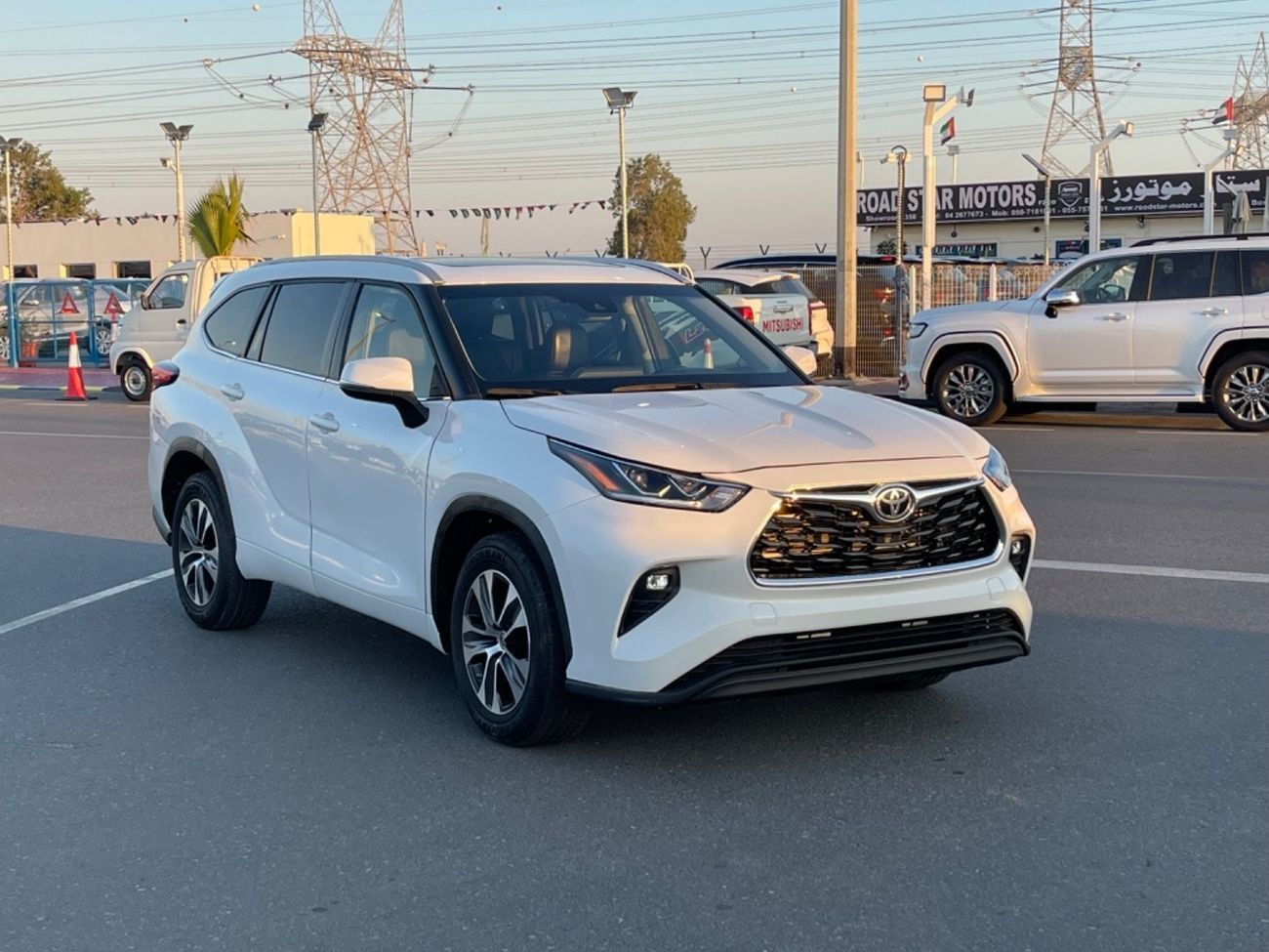 Toyota Highlander 2022 TOYOTA HIGHLANDER XLE HYBRID FULL OPTIONS IMPORTED FROM USA