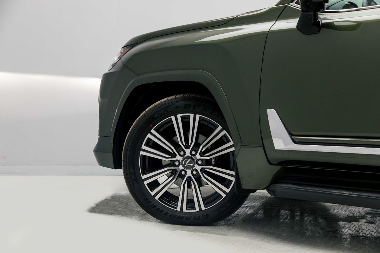 Lexus LX 700h 3.5L - Sonic Quartz Inside Crimson | Export Only