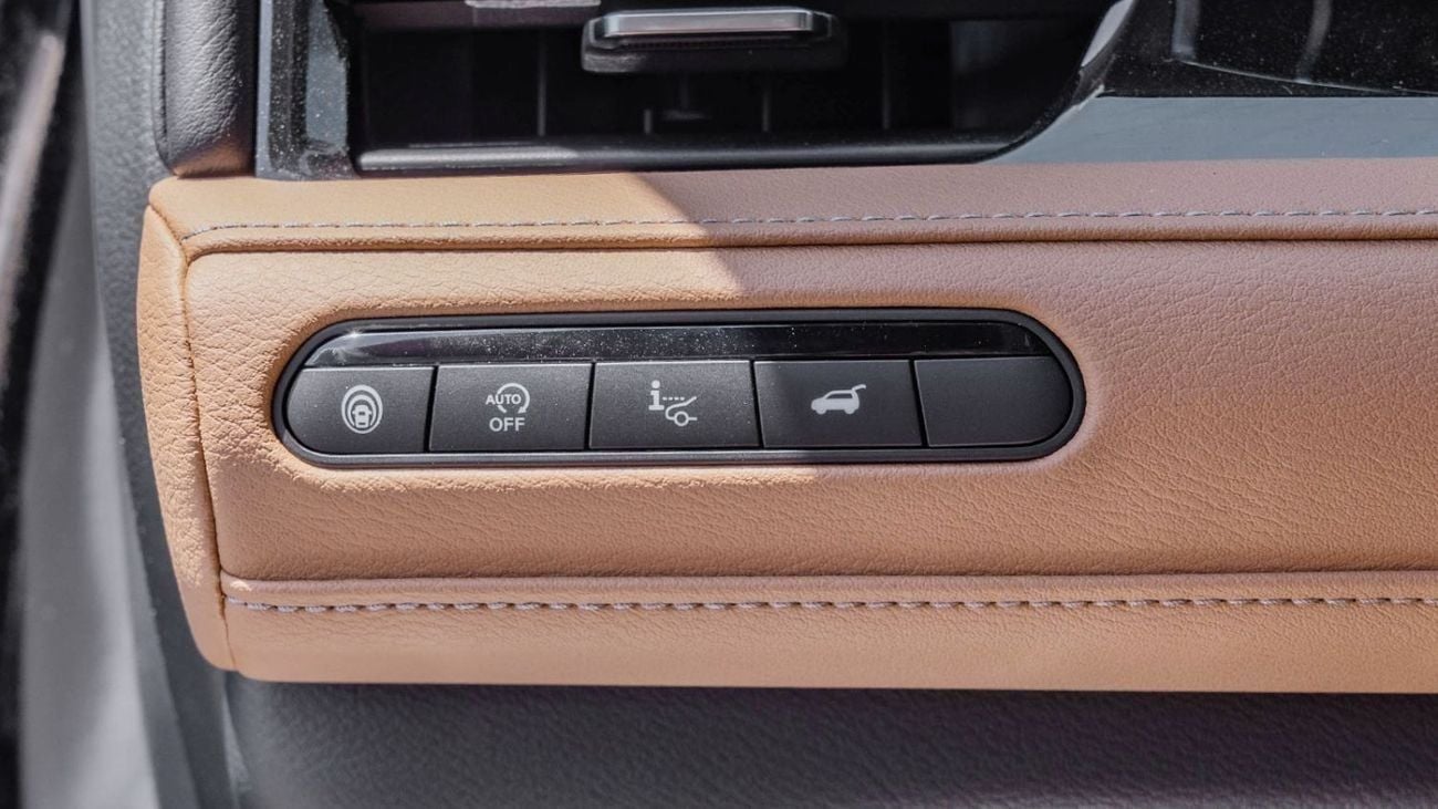 إنفينيتي QX80 2026 Infiniti QX80 Sensory 3.5L AT Petrol (White-Tan)