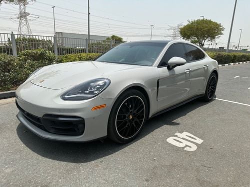 Porsche Panamera 4S