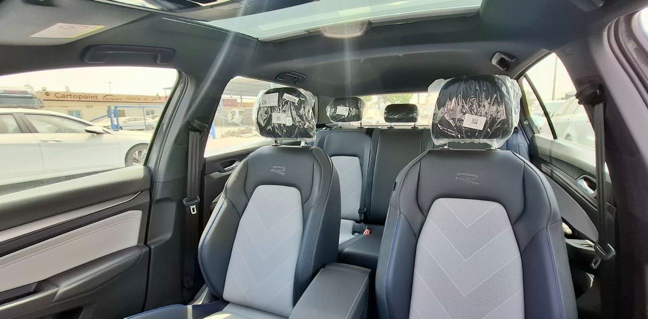 فولكس واجن جولف golf r line 1.5l turbo 2025