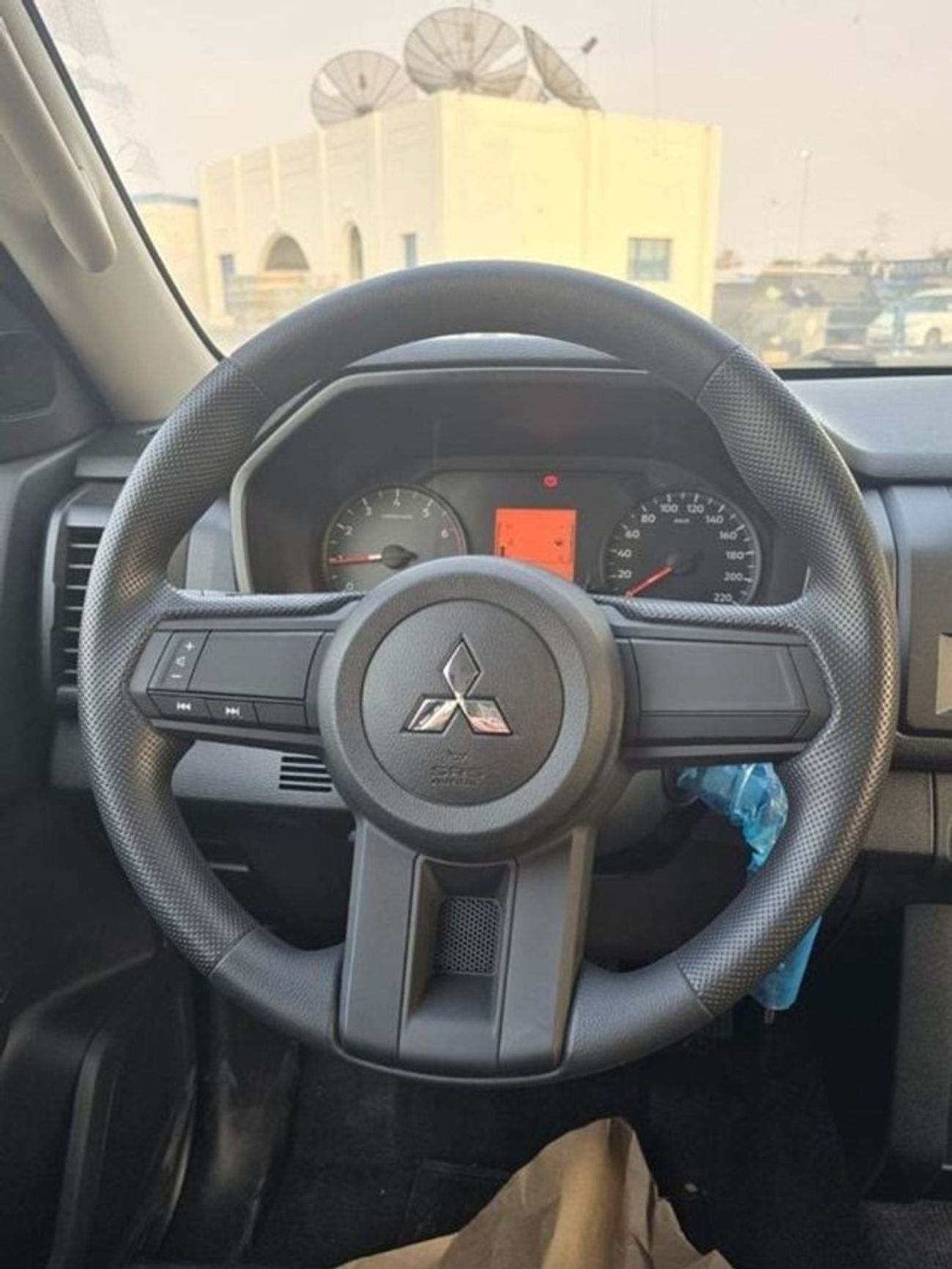 Mitsubishi L200 MITSUBISHI L200 2024