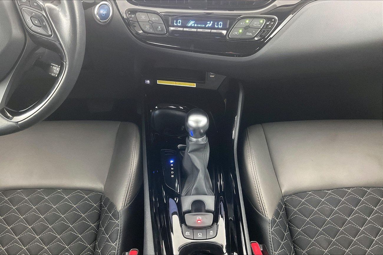 تويوتا CHR VX | شامل الضمان | 0 ﺪﻔﻋﺓ ﺃﻮﻟﻯ