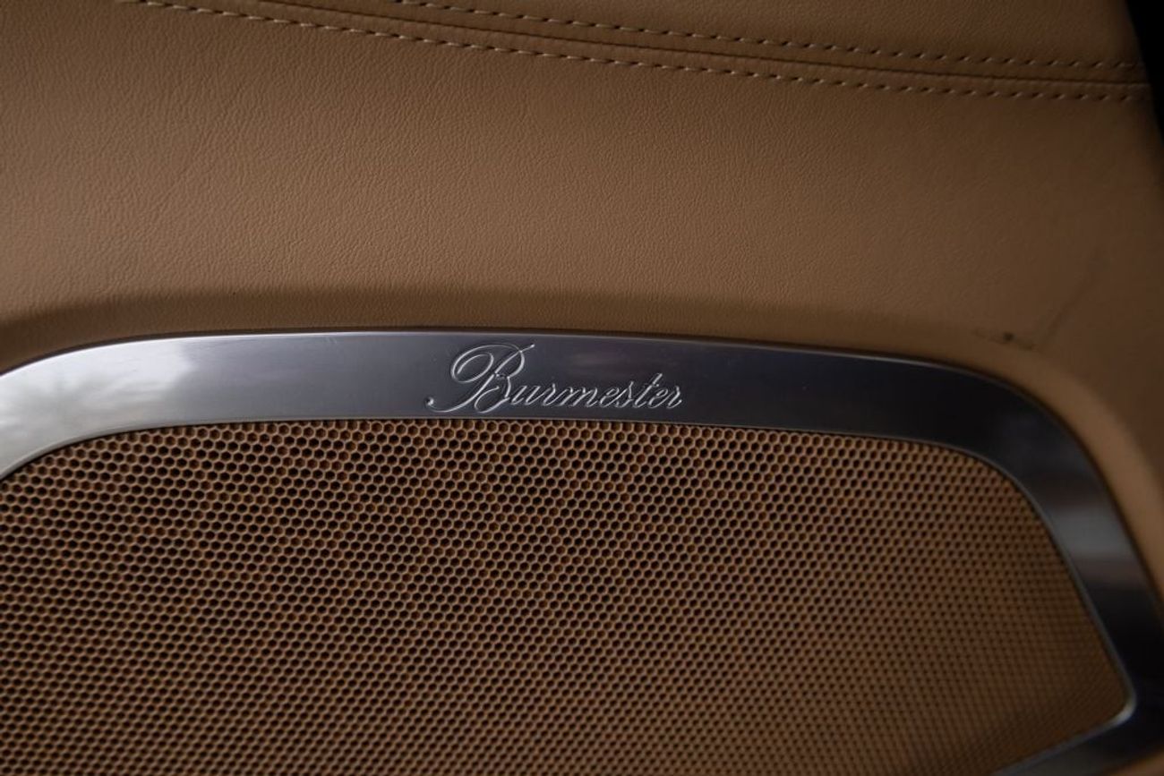 بورش باناميرا Porsche Panamera Turbo (LOWEST MILEAGE) 2010 GCC.