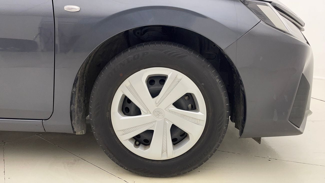 تويوتا يارس E 1.5 | بدون دفعة مقدمة | اختبار القيادة في المنزل