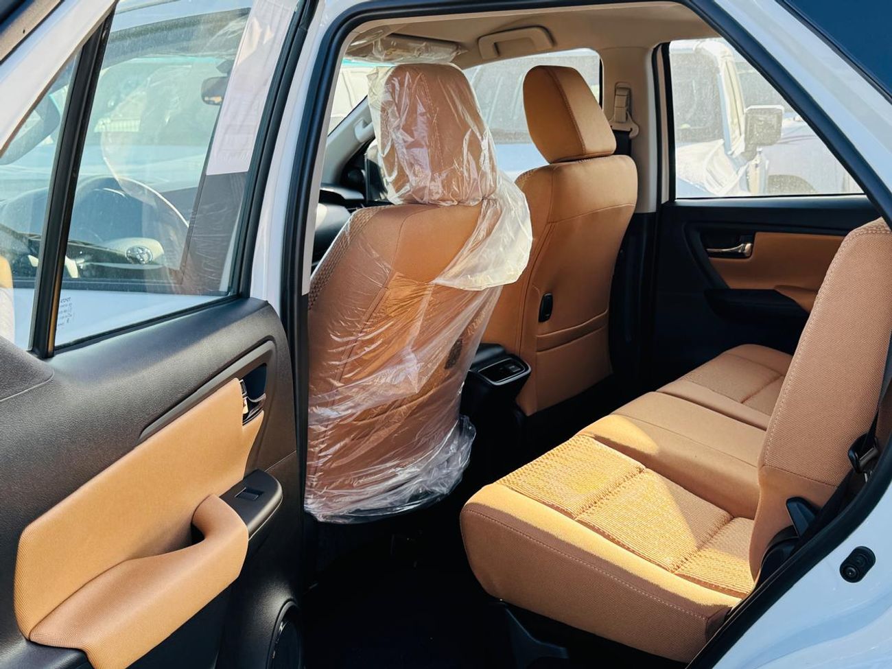 Toyota Fortuner TOYOTA FORTUNER 2.7L PETROL 2025