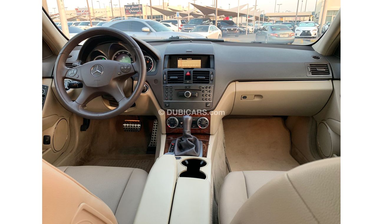 Mercedes-Benz C 300 Mercedes C300_2011_Excellent_Condition _Full option