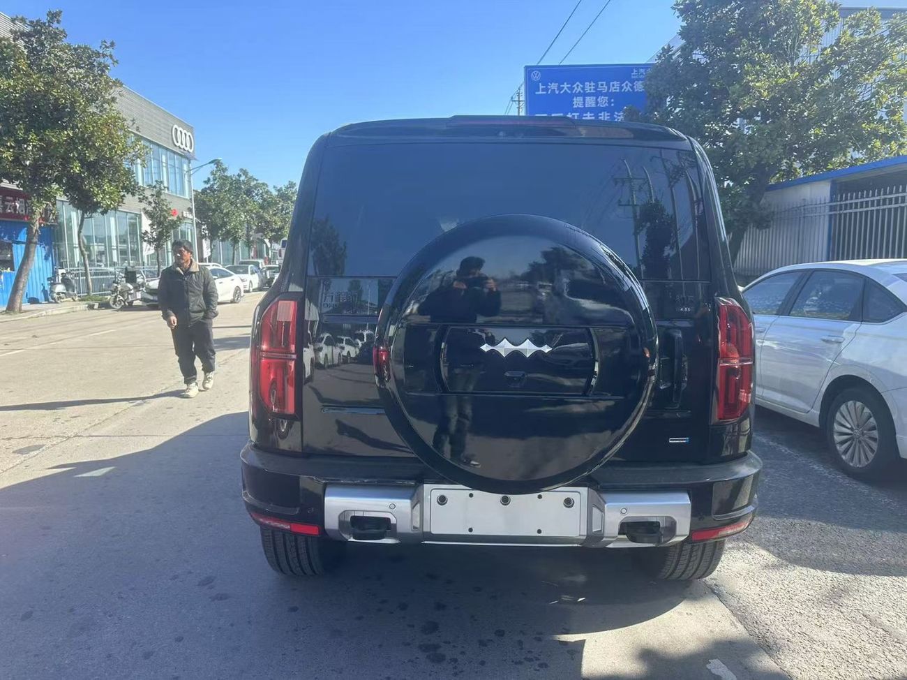 بي واي دي ليوبارد 5 Export Price