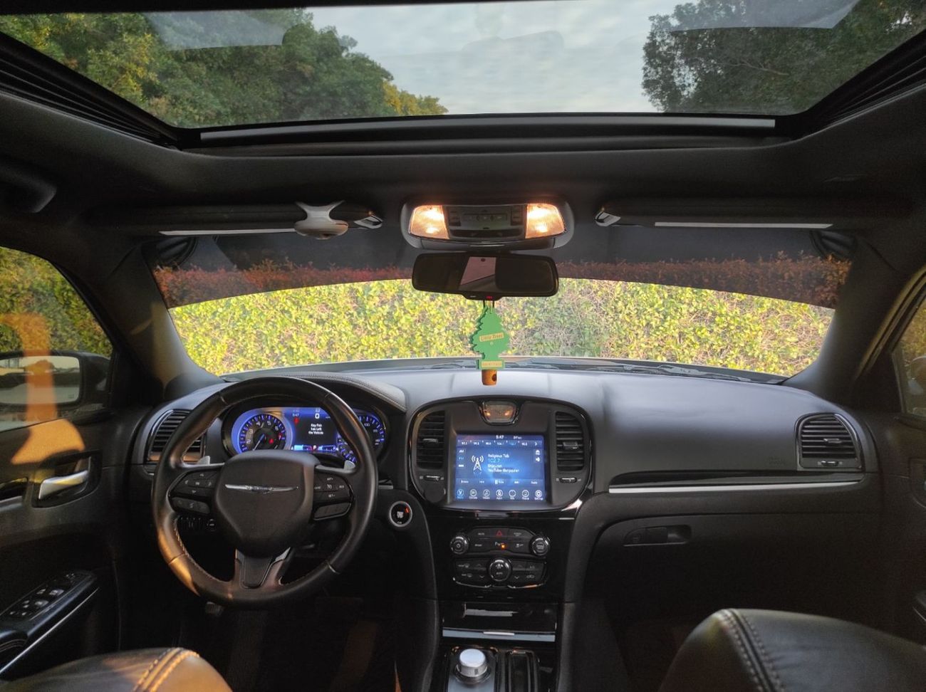 Chrysler 300s Chrysler 300s 2017 usa full opstions