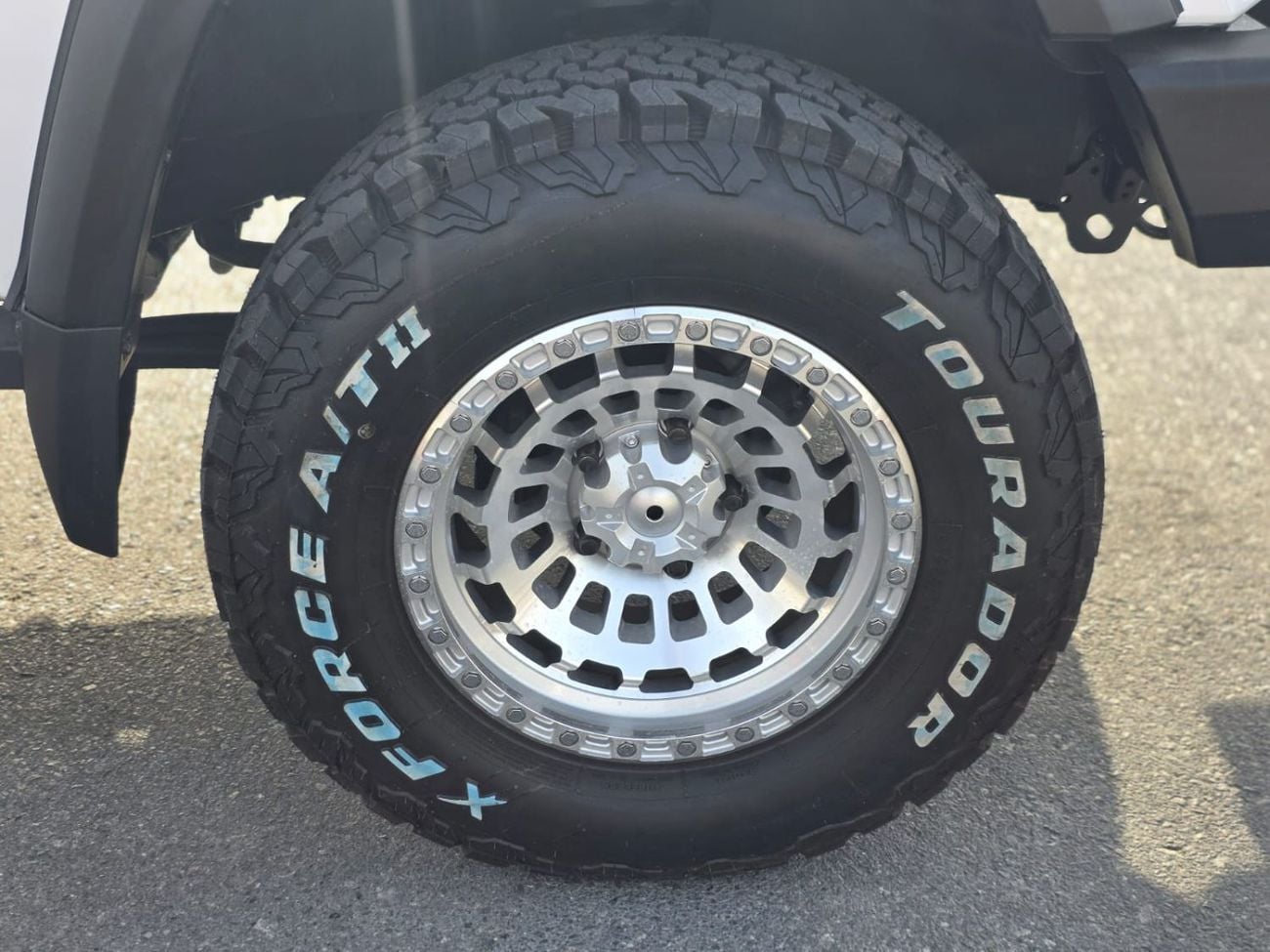 تويوتا لاند كروزر بيك آب -