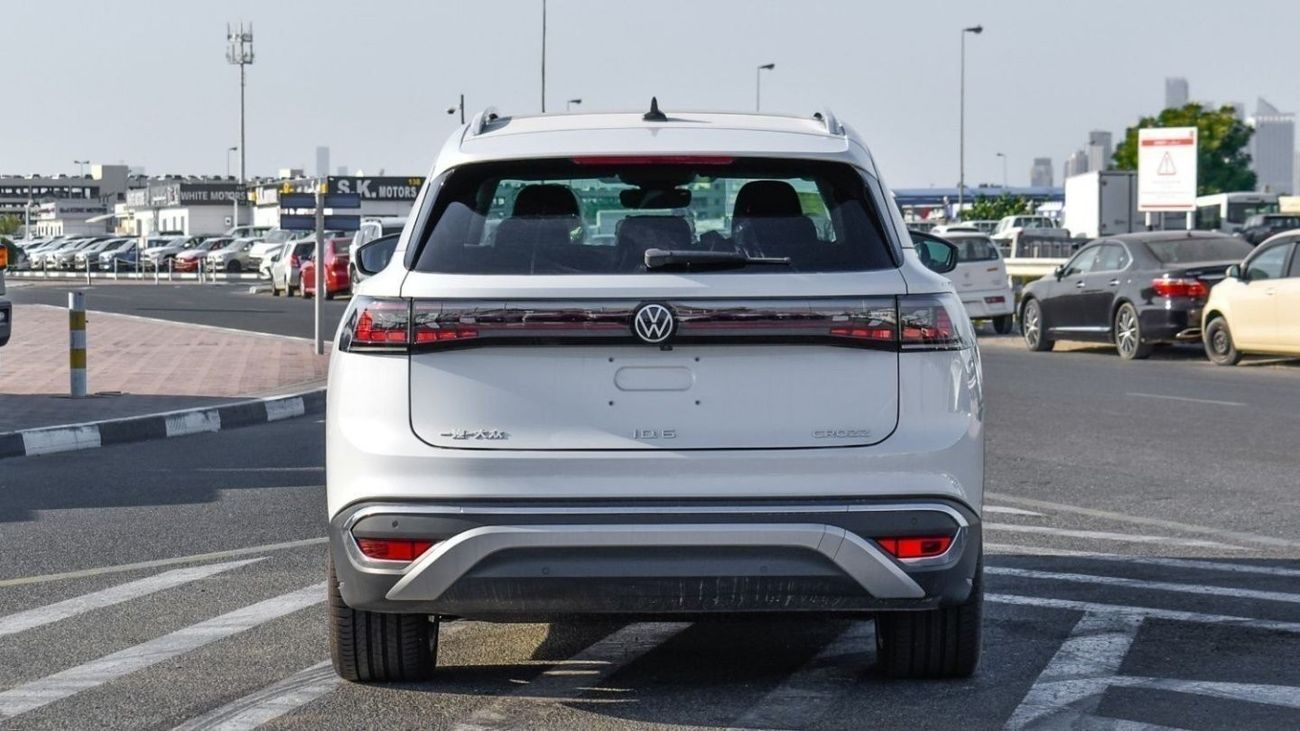 Volkswagen ID.6 VOLKSWAGEN_ID.6_CROZZ_PRO_2022_FULL_OPTIONS_7SEATS_360_FIXED_PANORAMIC_HUD