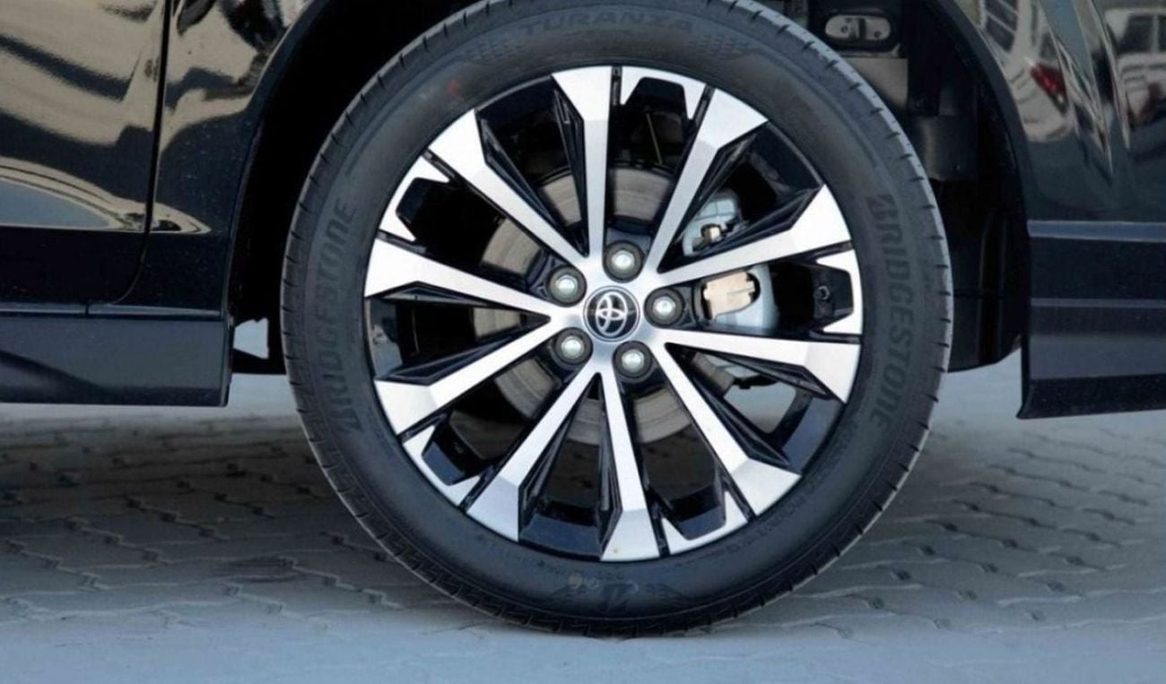تويوتا فيلوز Toyota Veloz V 1.5 - Black inside Black 2025