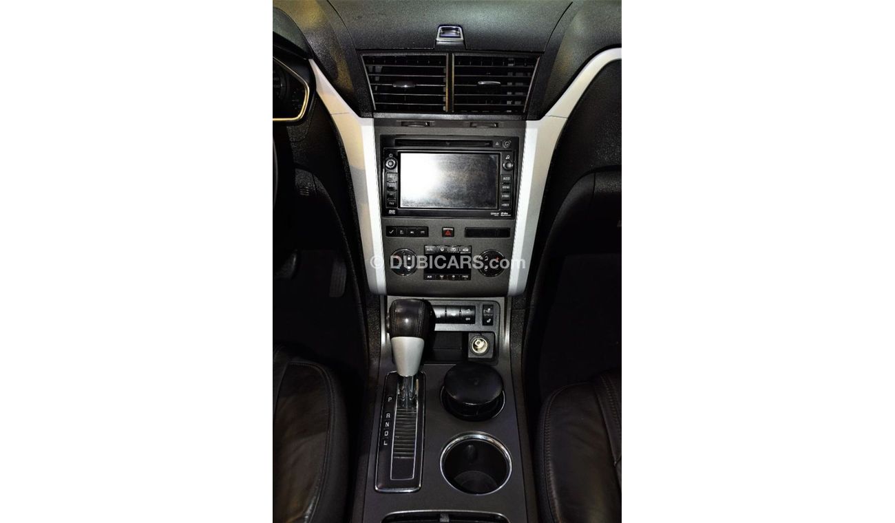 Chevrolet Traverse FULL OPTION & LOW MILEAGE Chevrolet Traverse LT 2012 Model!! in Black Color! GCC Specs