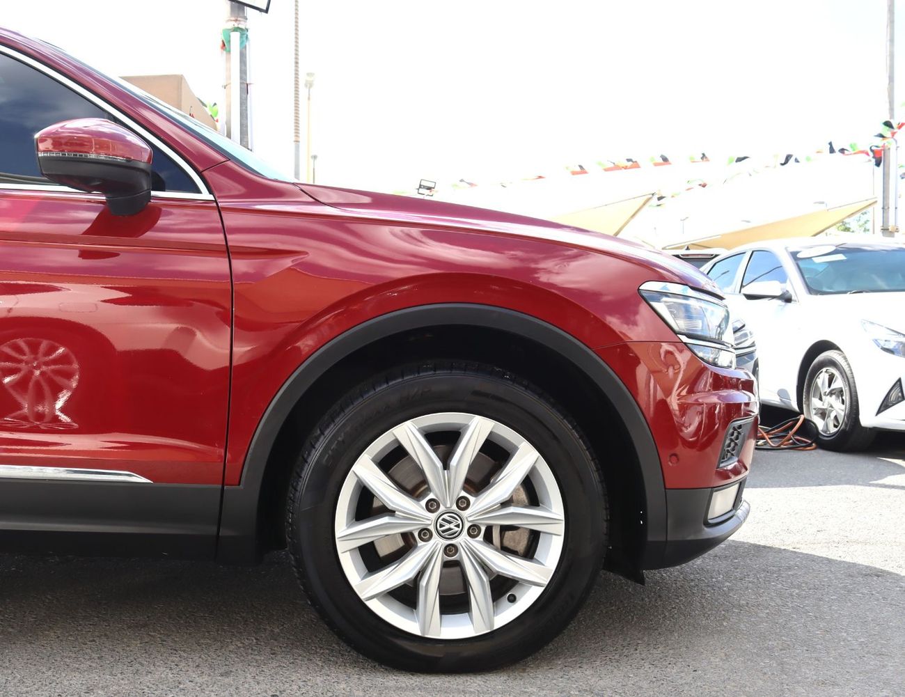 Volkswagen Tiguan R-Line 2.0L Volkswagen Tiguan 2018- GCC - Accident-free - 2.0L  - Full options - All-wheel drive - E