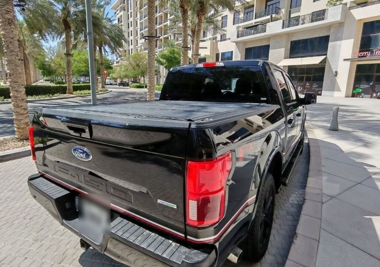 Ford F-150 LARIAT