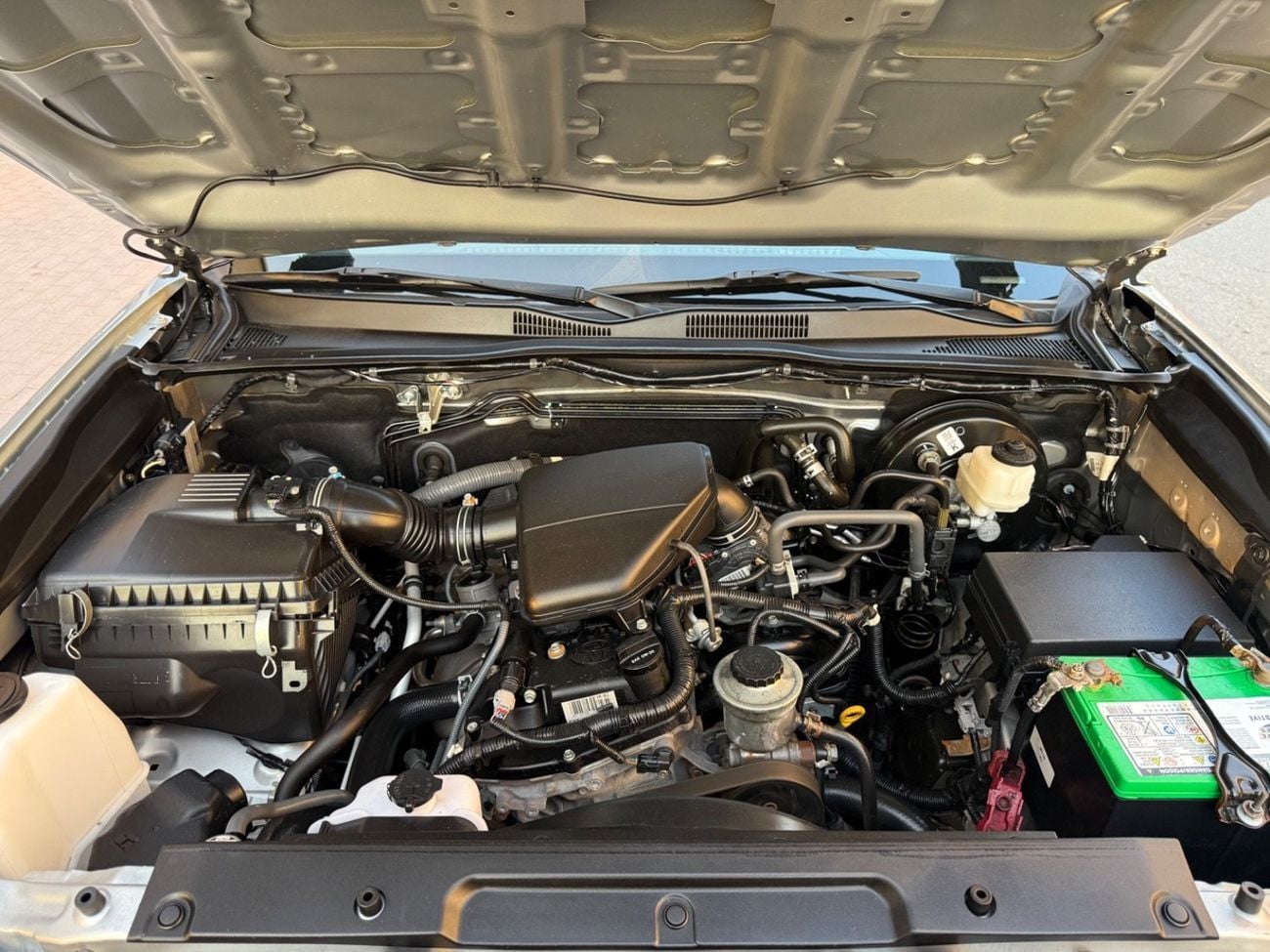 Toyota Tacoma SR5 (NON GCC) 2019 TRD SPORT 2.7 MID OPTION USA SPEC