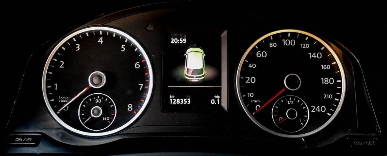 Volkswagen Tiguan VOLKSWAGEN TIGUAN GCC  SE 2.0L IN EXCELLENT CONDITION