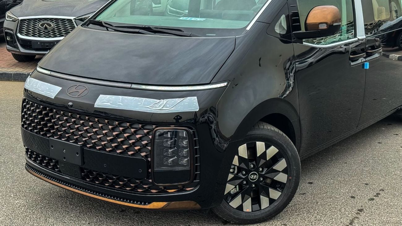 هيونداي ستاريا Premium 9 Seater 3.5L V6 GCC Brand New 2026