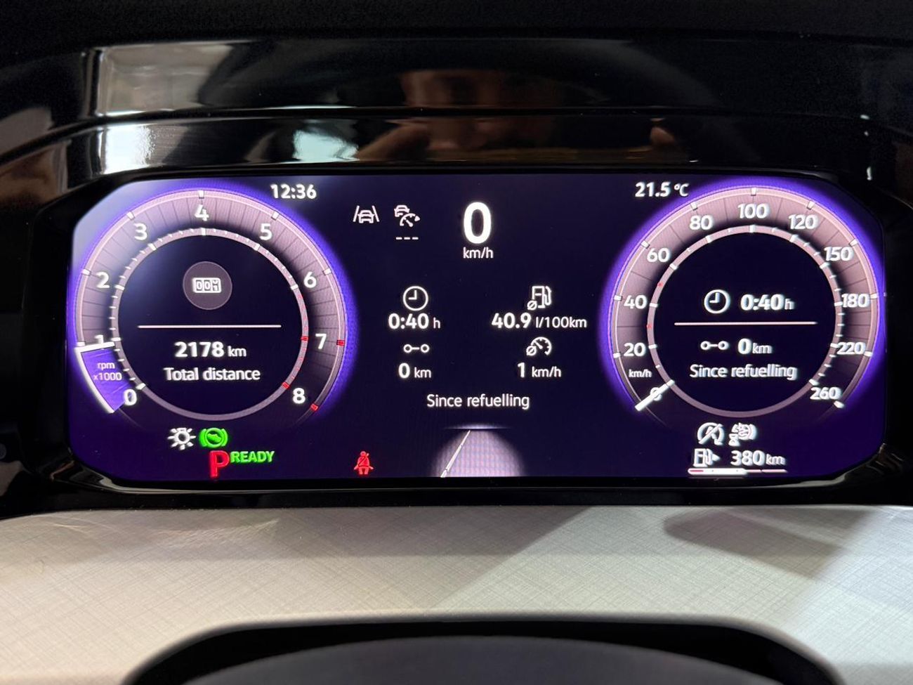 Volkswagen Golf VOLKSWAGEN GOLF ETSI II 2025 II FULL LOADED