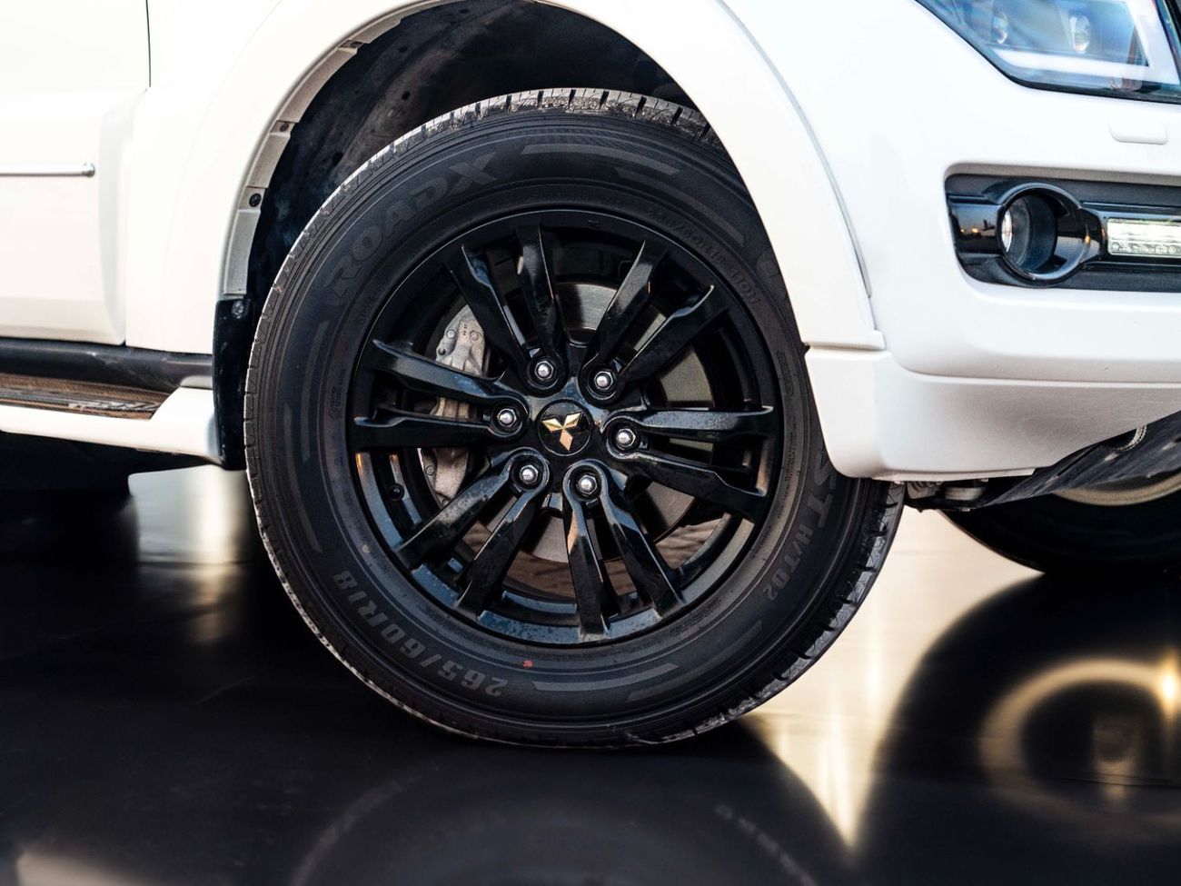 Mitsubishi Pajero 3.8L V6 Signature Edition