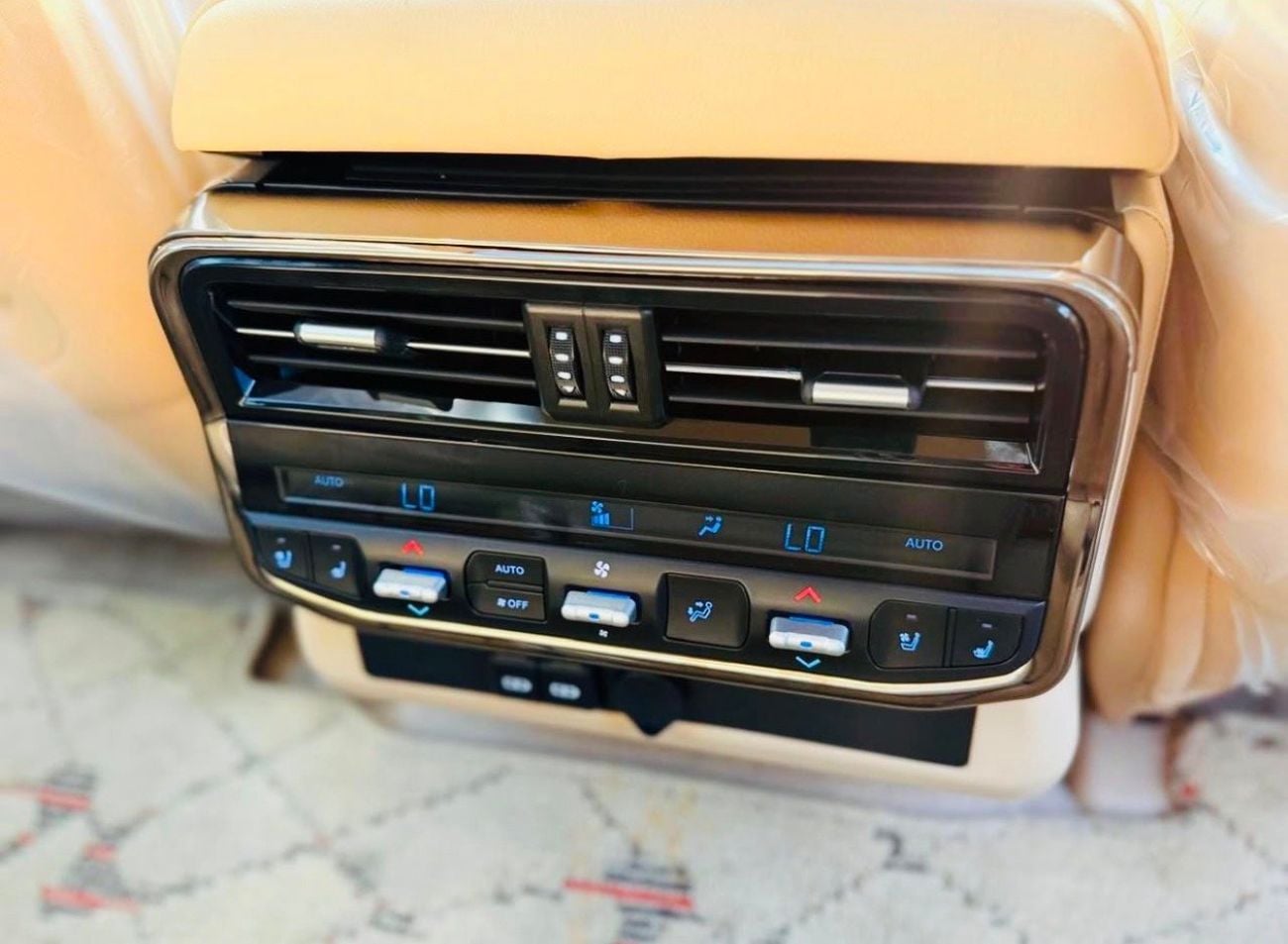 Toyota Land Cruiser GXR Toyota landcuriser V6 2016 upgrade inside & outside 2025 4.0 Full option
