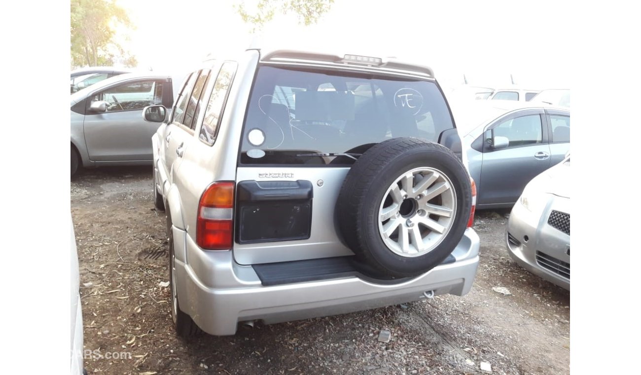 Suzuki Escudo Jeep