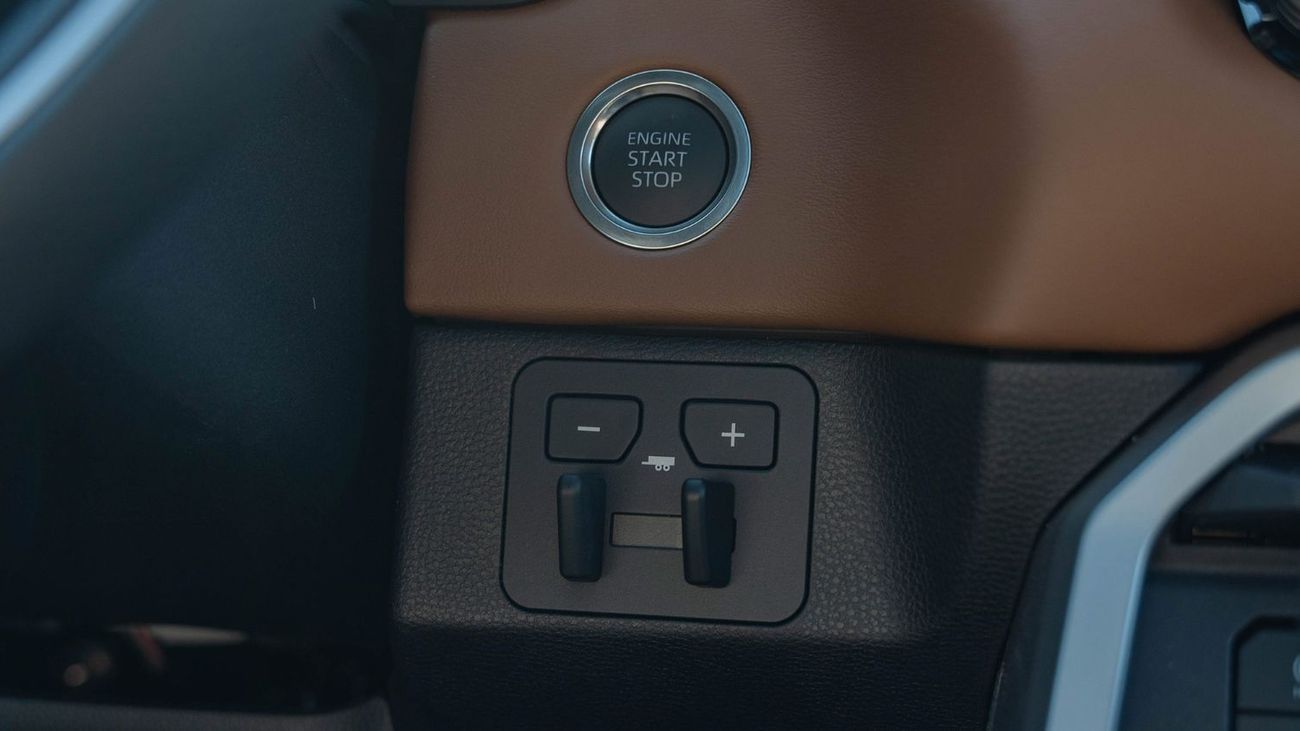 Toyota Tundra 2025 Toyota Tundra 1794 edition (White)