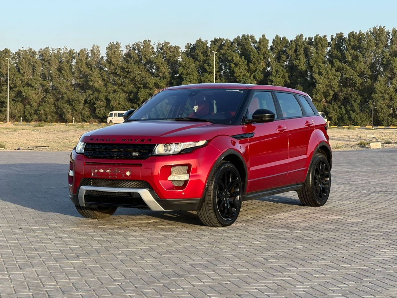 Land Rover Range Rover Evoque Prestige 2.0L (5 Door)