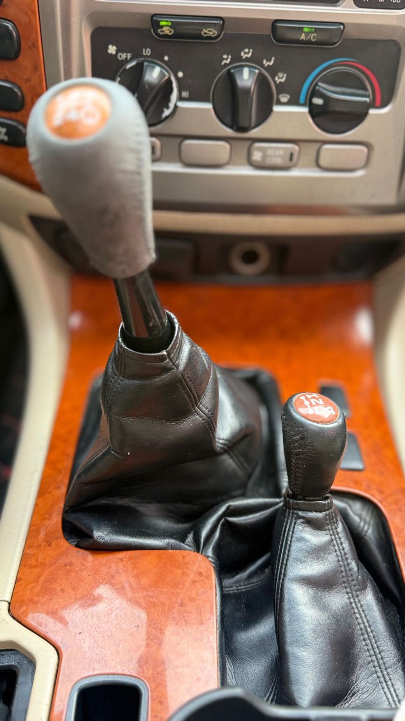 تويوتا لاند كروزر