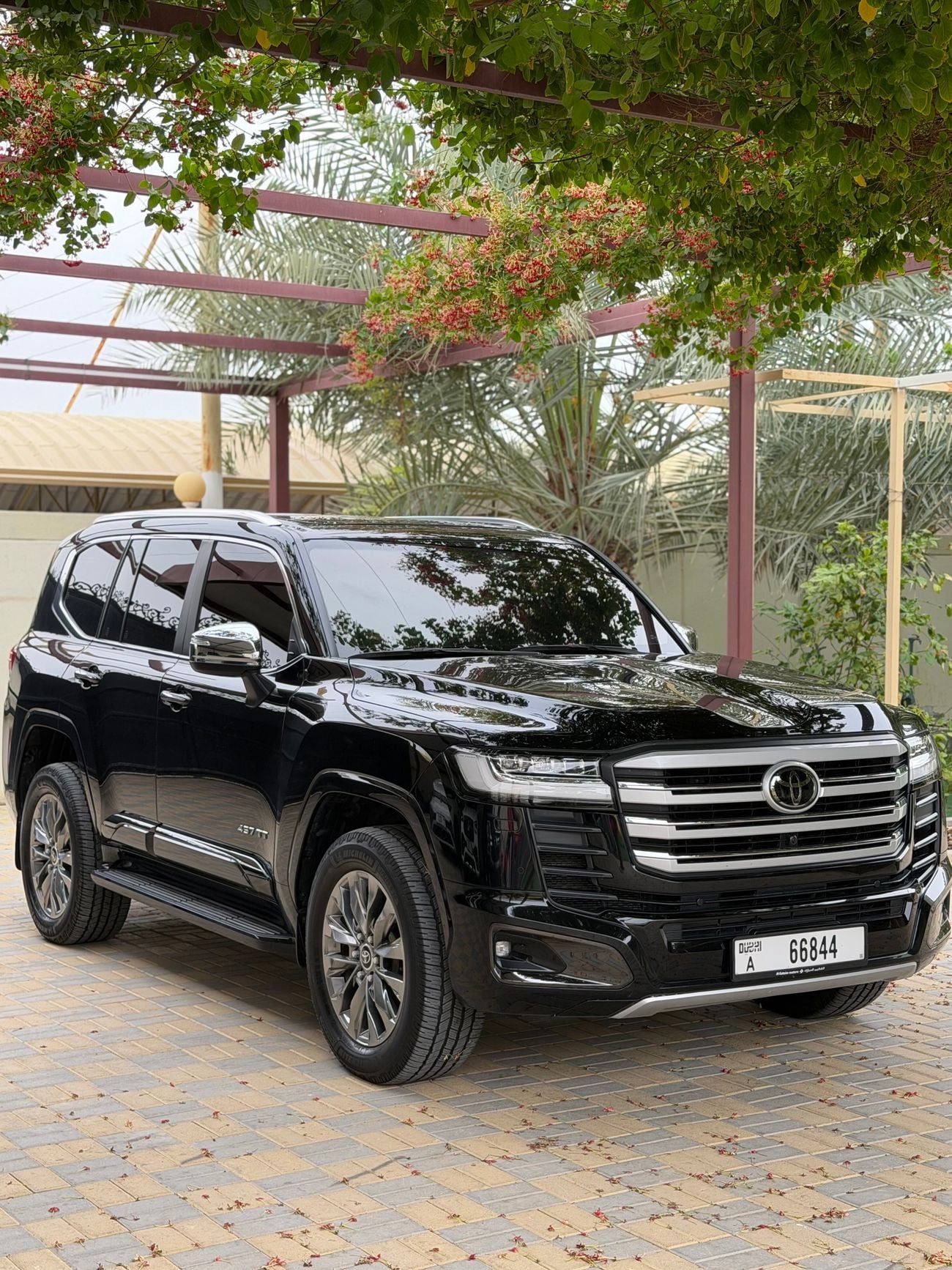 تويوتا لاند كروزر