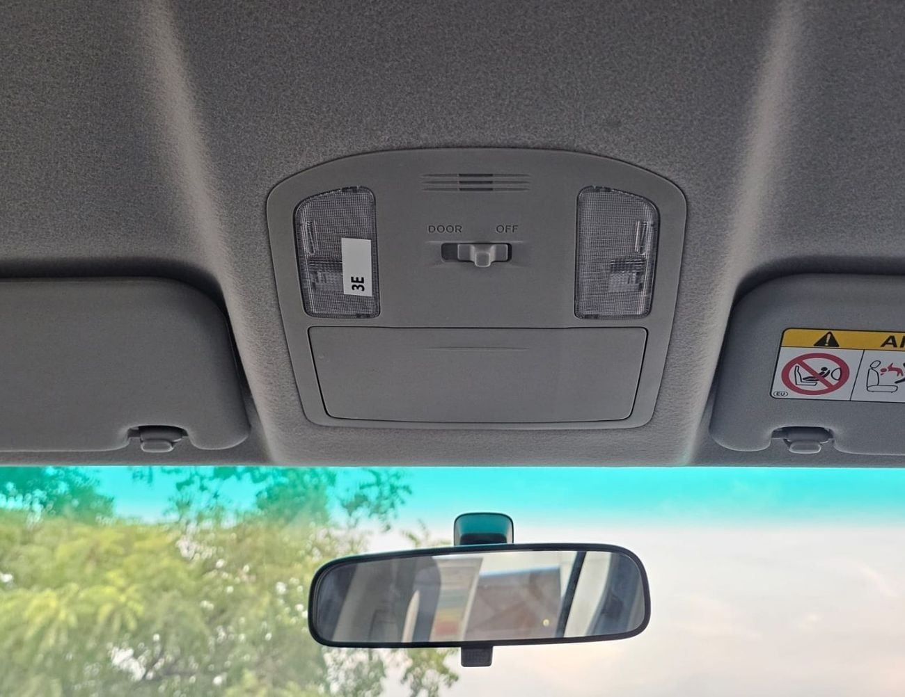 Toyota Hilux TOYOTA HILUX SR5 WIDE BODY DOUBLE CABIN || 2.7L PETROL A/T 4WD | BSM, WINOW VISOR, FOG LIGHTS, WOOD