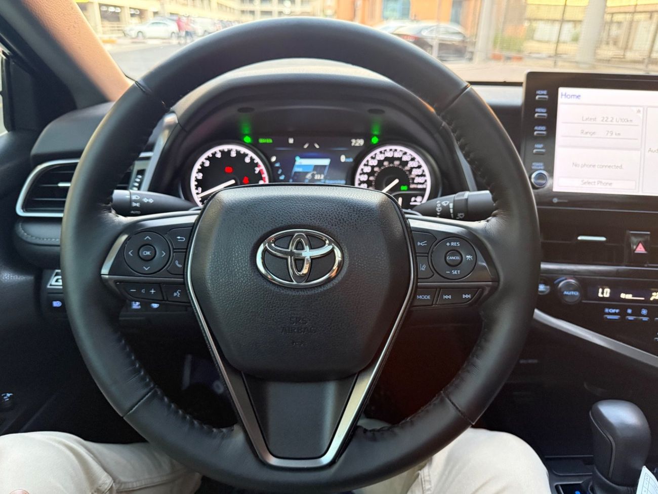 تويوتا كامري SE 2.5L (204 HP)