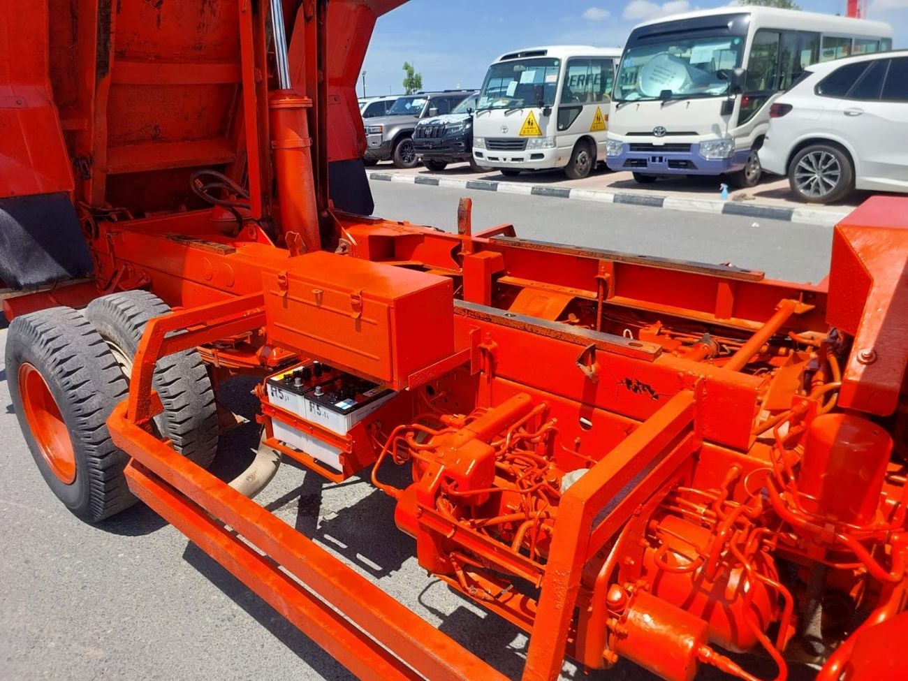 إيسوزو فوروارد ISUZU FORWARD JUSTON DUMPER TRUCK RHD 1995 MODEL 8.2 L DIESEL MANUAL(PM000298)