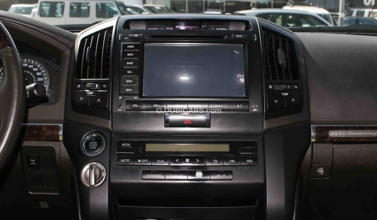 Toyota Land Cruiser GXR i V6 60th Anniversary