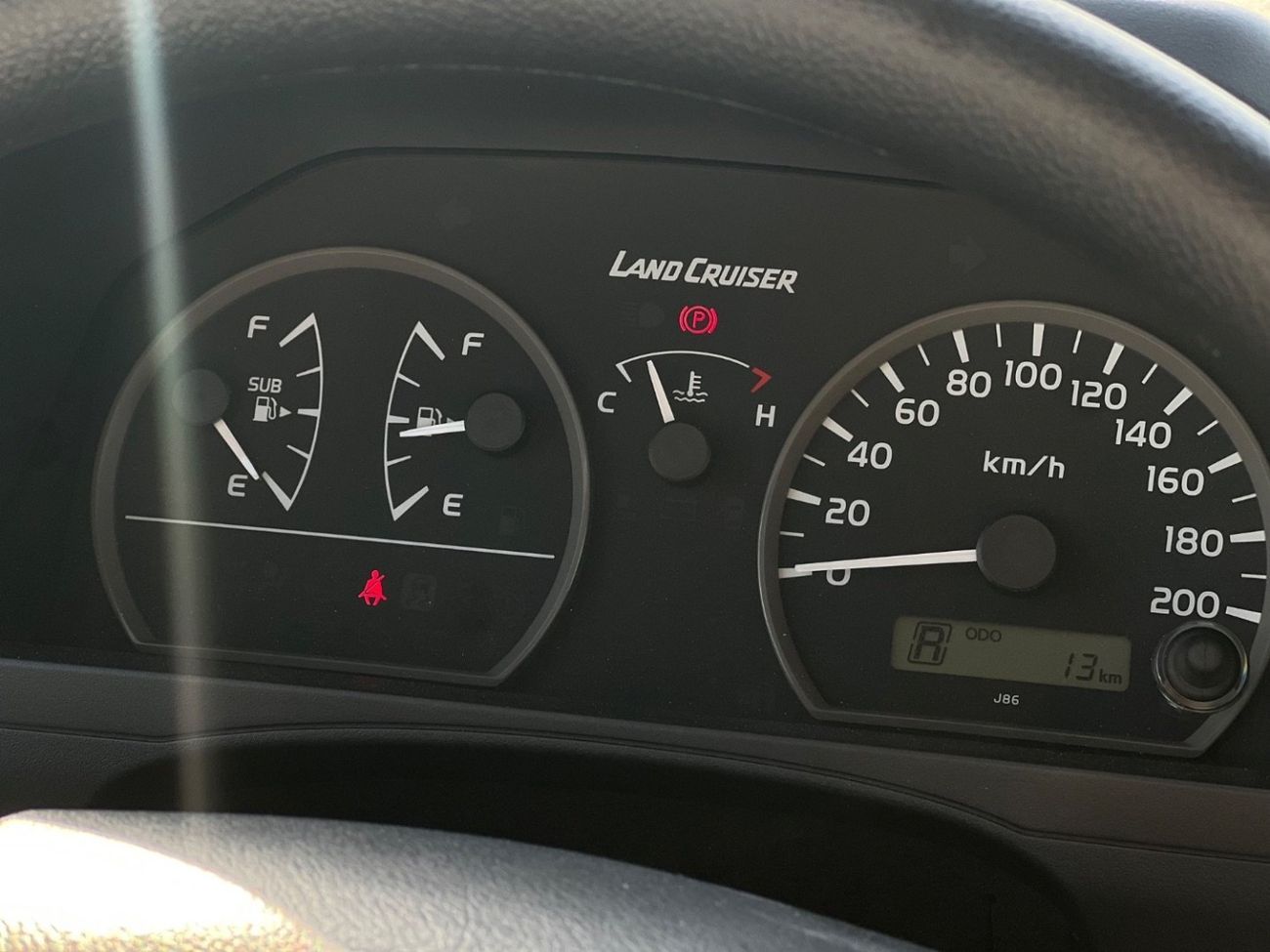 Toyota Land Cruiser Pick Up Single Cab Std 4.0L TOYOTA LAND CRUISER 2025 4.0L Pick-up