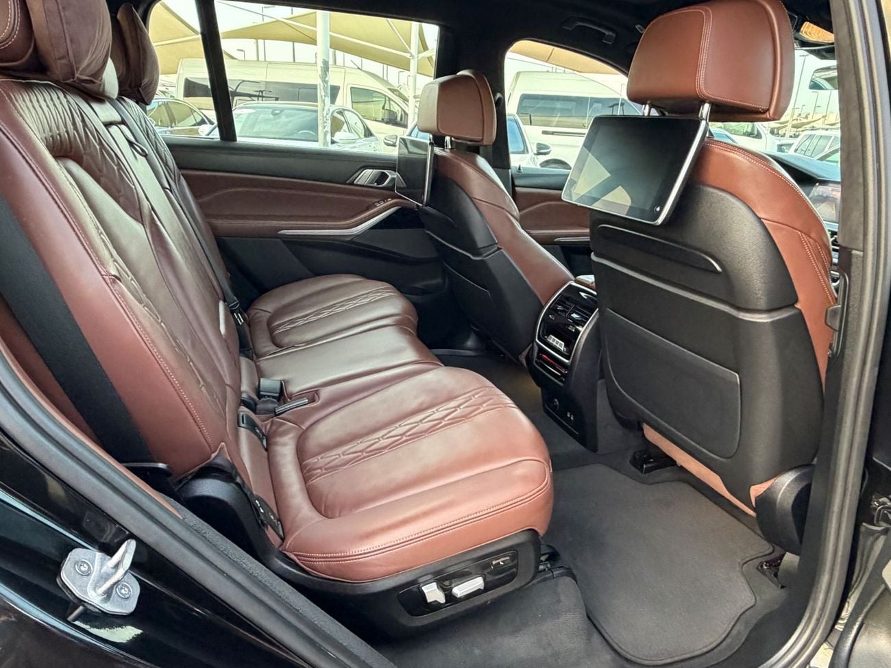 بي أم دبليو X7 40i PURE EXCELLENCE بي ام  X7 40i 2020 XDrive and Visual